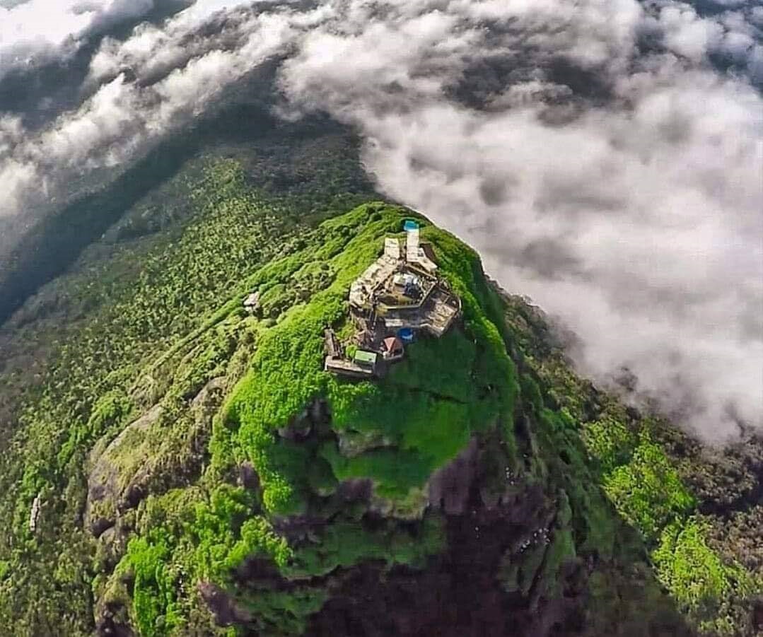 Adams Peak (Sripadaya)